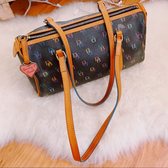 Vintage Dooney and Bourke purse - Picture 1 of 4